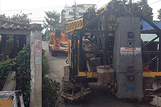 บริการรับตอกเสาเข็ม ด้วยปั้นจั่นตีนตะขาบ สะดวก รวดเร็ว